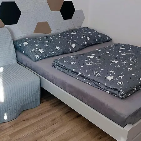 Pretty Private U Labe, Self-service Check-in 24 L 7 Apartmán *